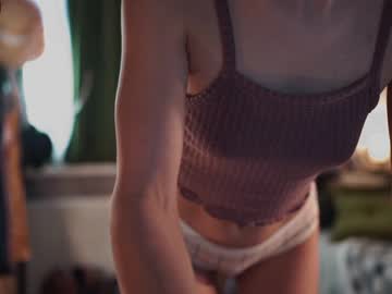 girl cam all day _mirrra_ image #1184054