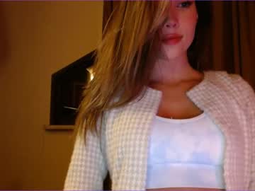 girl cam all day bitter_moon image #2946738