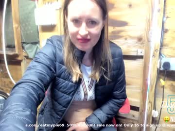 girl cam all day eatmypie69 image #1106638