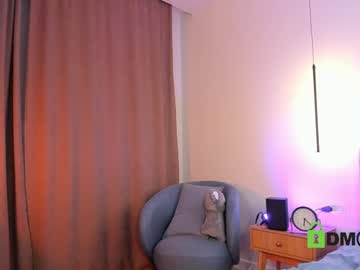 girl cam all day lonelyflowerr image #8370809