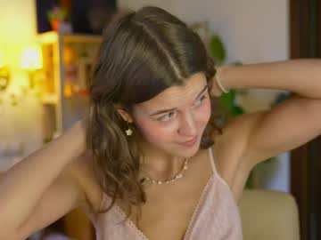 girl cam all day eli_sun image #8121256
