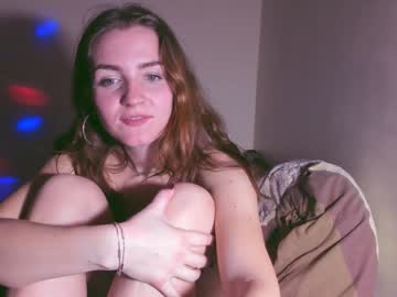 girl cam all day paige_coyness image #909676