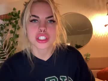 girl cam all day cxbraj image #6021150