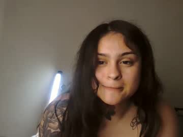 girl cam all day prettyyyyx0xo image #5715013
