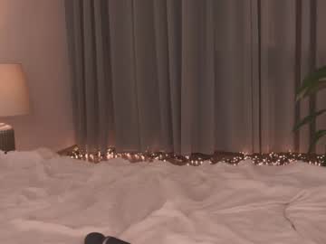girl cam all day _2strangers image #139874