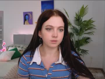 girl cam all day small_blondee image #6898788