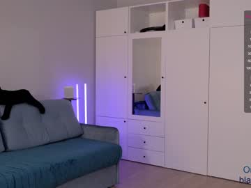 girl cam all day _blackbee_ image #1094606