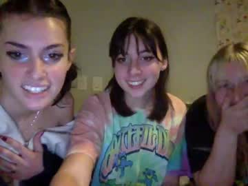 girl cam all day wallabyxxx image #3307725
