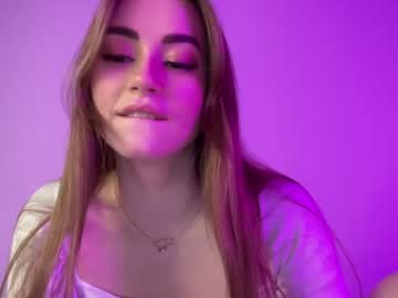 girl cam all day strawberryjamx image #3577769