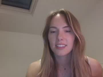 girl cam all day ivyyy1995 image #9312050