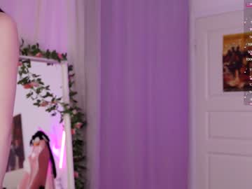 girl cam all day holliwould_ image #3978543