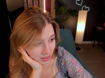 girl cam all day milablush image #4183027