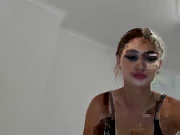 girl cam all day yoitslily image #5942893