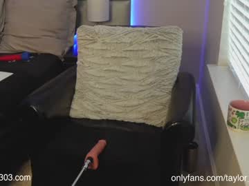 girl cam all day taylor_love_303 image #2278345