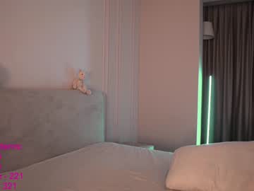 girl cam all day lindamei image #2501390