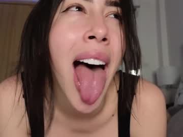 girl cam all day _gummies15 image #6656005