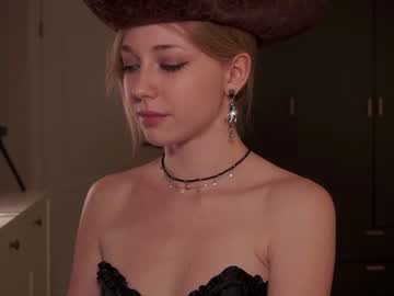 girl cam all day infinitysoul_ image #8149868