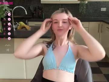 girl cam all day lucydelovely image #4513030