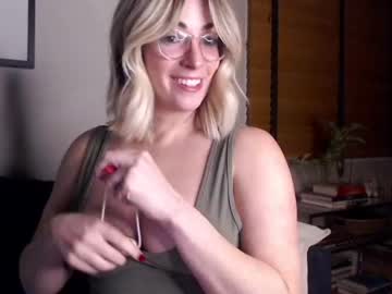 girl cam all day sleepybabyxo image #3365125