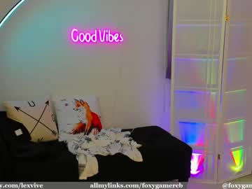 girl cam all day foxy_gamer image #2368279