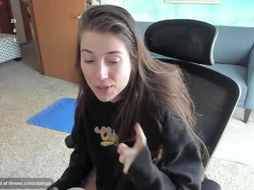 girl cam all day cidergal69 image #8739345