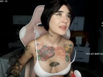 girl cam all day sugar_troubl3 image #2196340