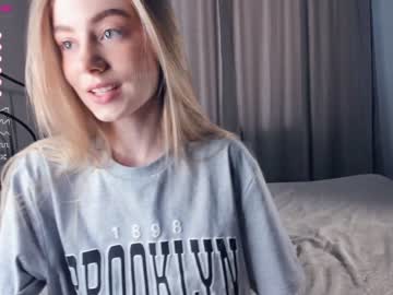 girl cam all day kateharrise image #4582839
