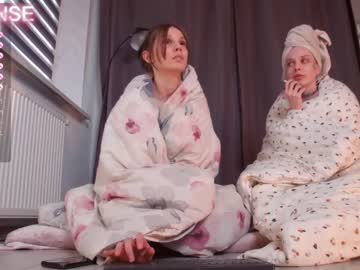 girl cam all day careful_i_bite image #6858132