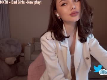 girl cam all day hollyextra image #1437479