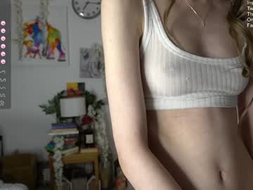 girl cam all day petitegonwild image #6237830