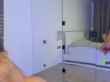 girl cam all day lonelyflowerr image #3089581