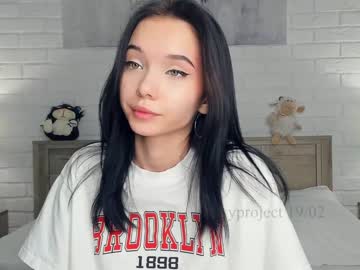 girl cam all day riskyproject image #6399588