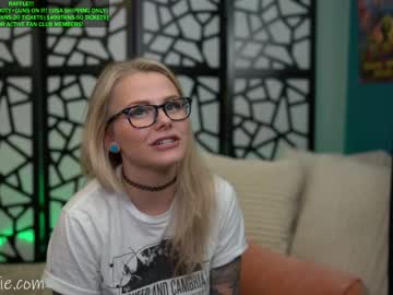 girl cam all day _shycutie image #5662810
