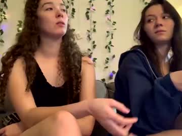 girl cam all day kylieexoxoxo2432 image #6479542