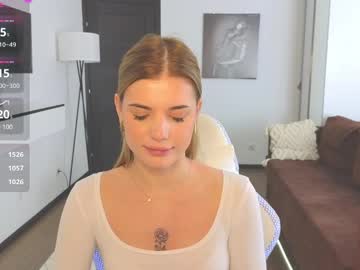 girl cam all day adri_novella image #9158456