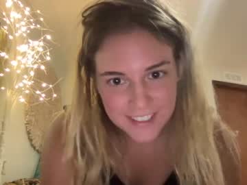 couple cam all day snowbunnyass image #3520001