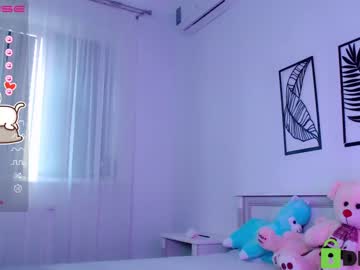 girl cam all day small_blondee image #3395447
