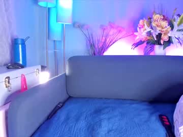 girl cam all day littlee33 image #5531476