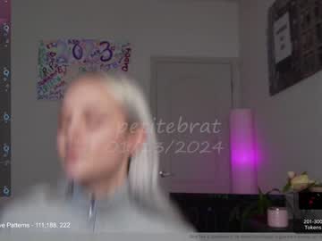 girl cam all day petitebrat image #6149112