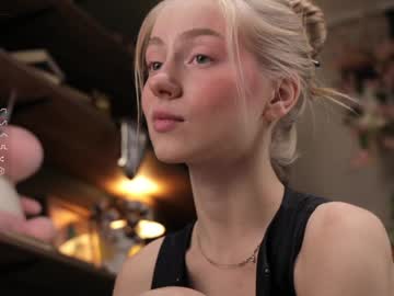 girl cam all day kateharrise image #8277393
