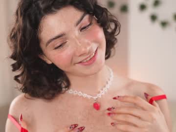 girl cam all day you_fell_in_love image #8215870
