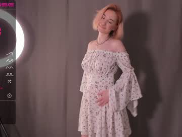 girl cam all day whitee_angel image #3450984