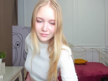 girl cam all day kittenbella image #2753867
