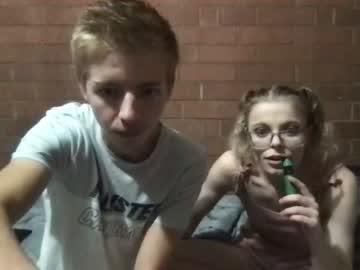 couple cam all day smokinghoneypot image #91018