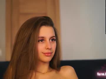 girl cam all day plump_bums image #3393942
