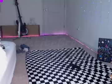 girl cam all day petitebrat image #9077523
