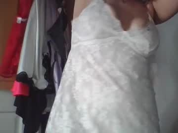 girl cam all day huntress2025 image #9186888
