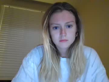 girl cam all day ellenglow69 image #6792044