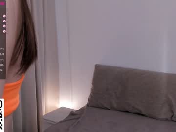 girl cam all day peek_in_my_window image #6223175