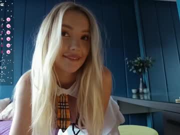 girl cam all day kriss0leoo image #6885342